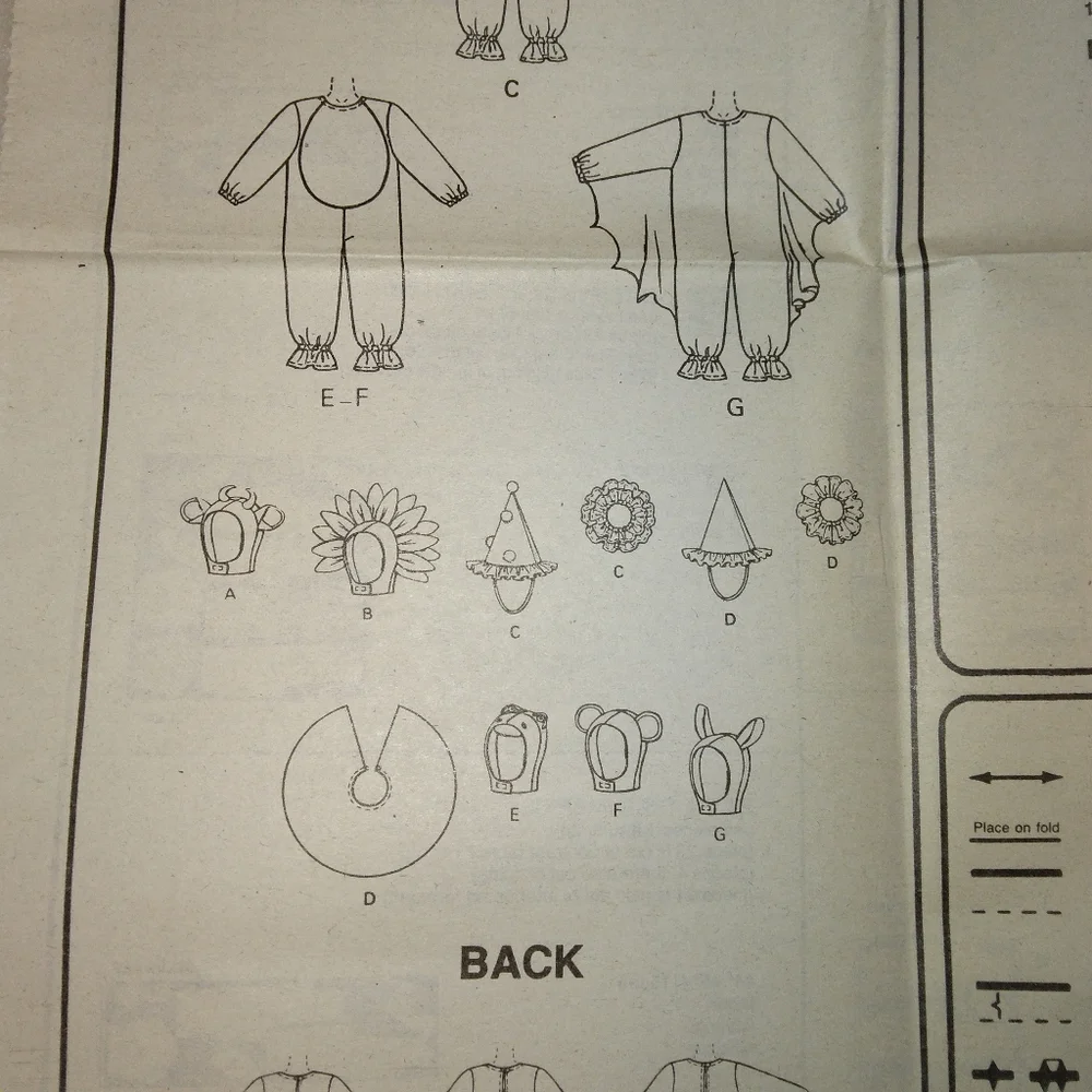McCall's EASY to Sew Costumes Size 1-2-3